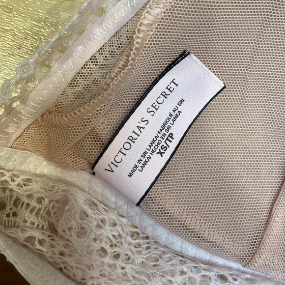 Brand new Victoria’s Secret bralette - Picture 4 of 5